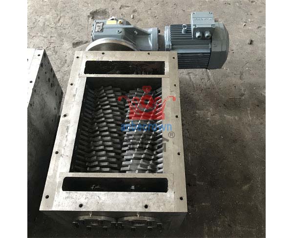 廢鋼撕碎機(jī)的刀片磨損后要如何處理？